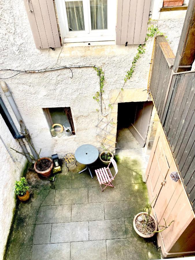 Le Puits Du Bourg Apartment Nevers Exterior photo