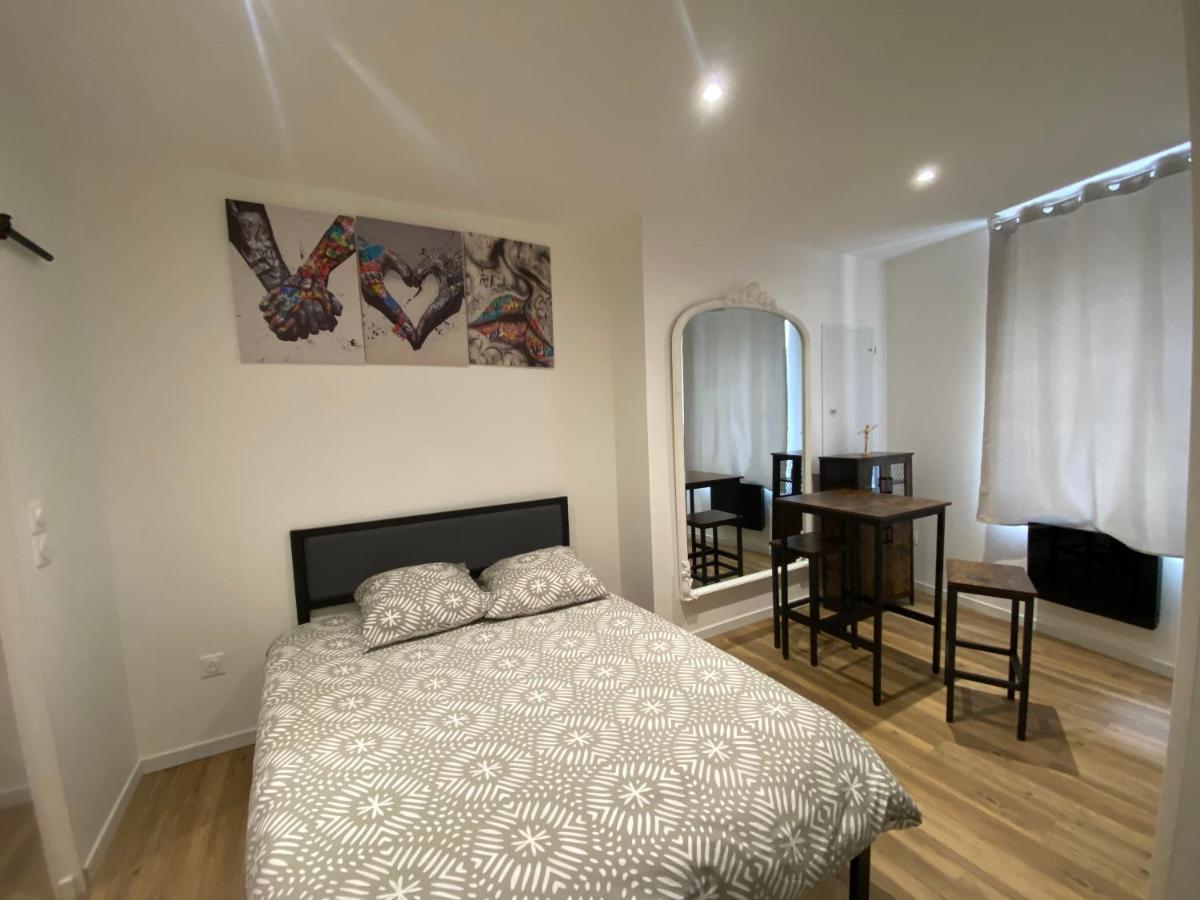 Le Puits Du Bourg Apartment Nevers Exterior photo