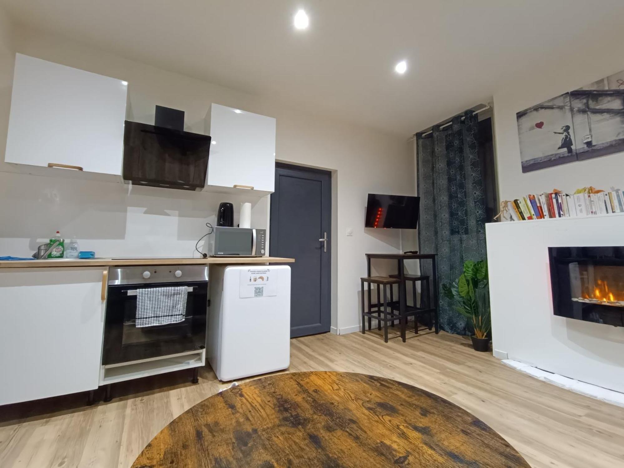Le Puits Du Bourg Apartment Nevers Exterior photo